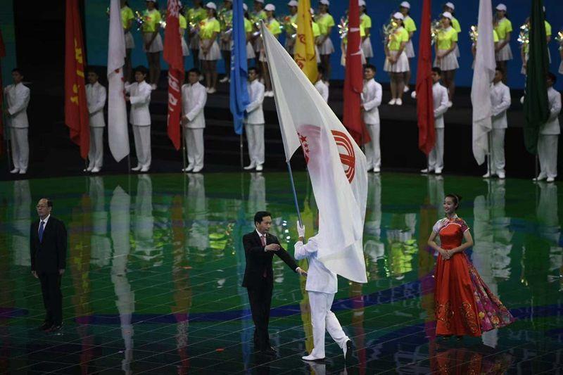 2025新澳门与香港精准正版免费,全面释义与解答落实
